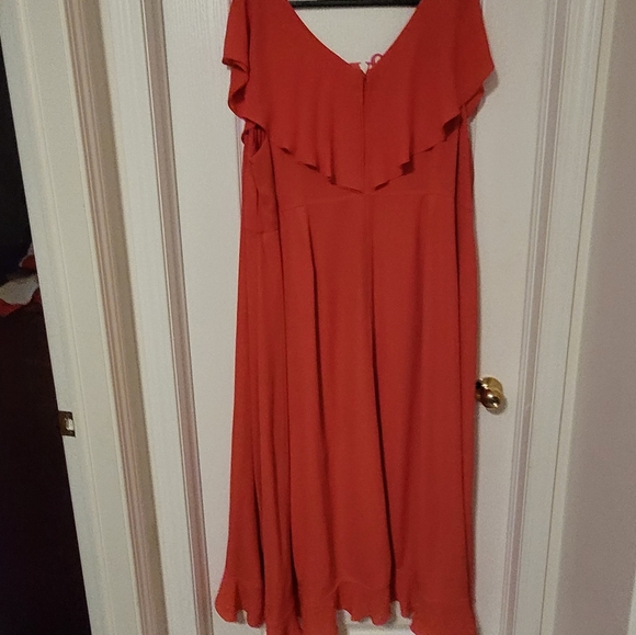 (Sz.28) BARBIE PINK Sleeves Dress - Picture 2 of 7